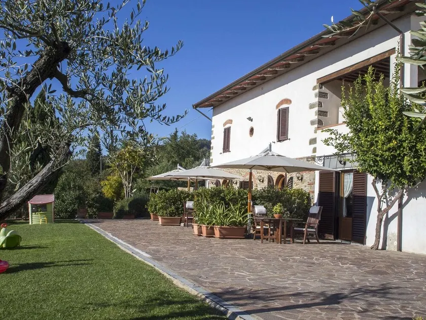 Modern Apartment in Larciano With Swimming Pool - Image 1