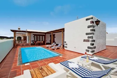 Villas Yaiza villa Buenlugar - Image 1