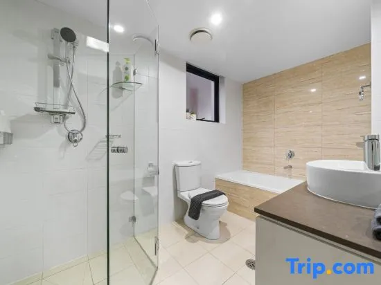 Delicated 3BR Apt(Parking)/ICC/DarlingHarbor-10min - Image 1