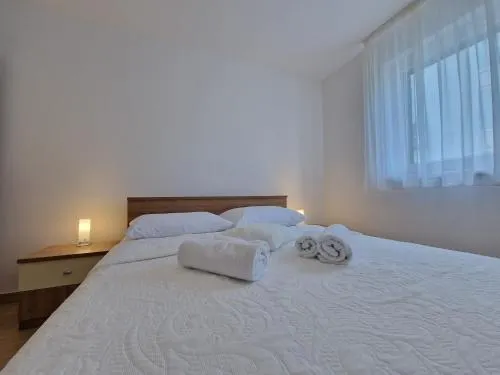 Apartments Maslina - Image 1