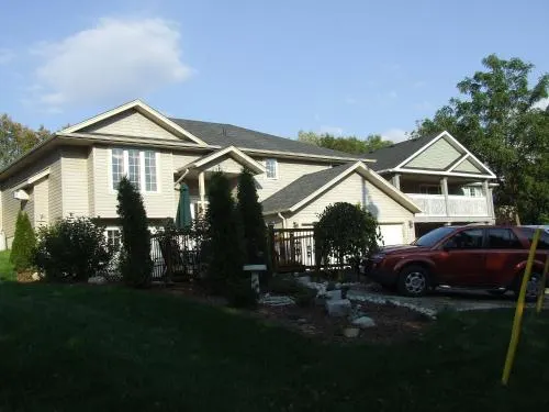 Hanna's House - Image 1