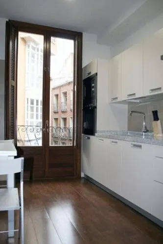 Apartamentos Turísticos Sagasta - Image 1