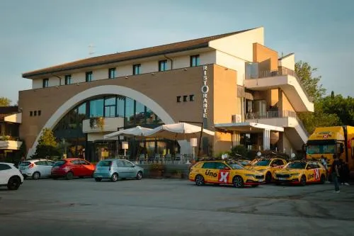 Hotel Ombra - Image 1