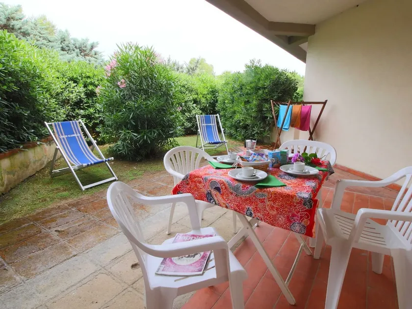 Modern Holiday Home in Giannella Italy with Private Garden - Image 1