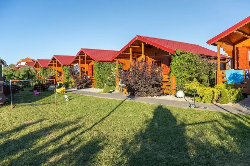 Holiday homes, summer pool, whirlpool, sauna - Image 1