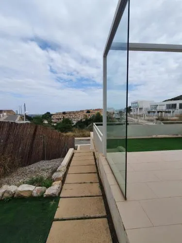 Chalet con piscina privada - Image 1