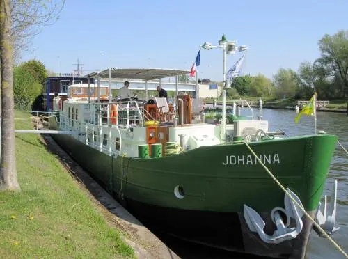 B&B Barge Johanna - Image 1