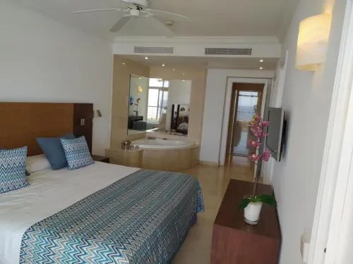 Club Puerto Anfi - Image 1