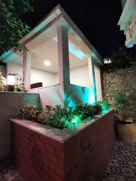 Bonjour Guest House - Image 1