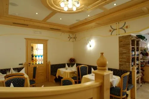 Hotel Falzares - Image 1