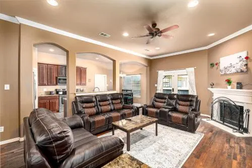 10408 Country View - Image 1