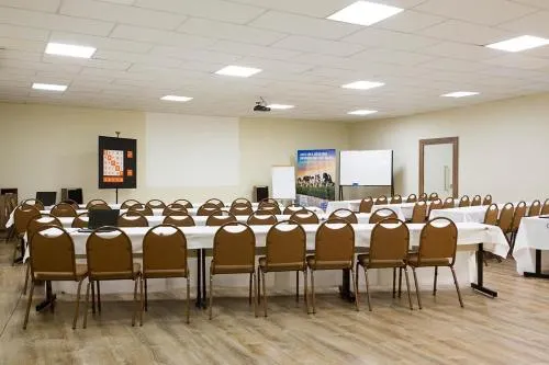 Maquiné Park Hotel - Image 1
