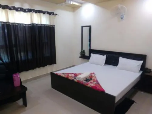 Hotel Maya Shyam - Image 1