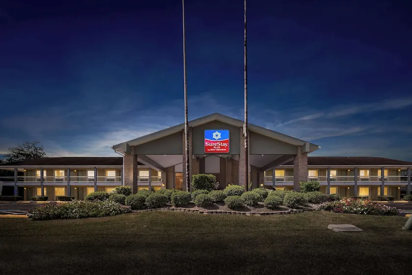 SureStay Plus by Best Western Beaumont - Image 1