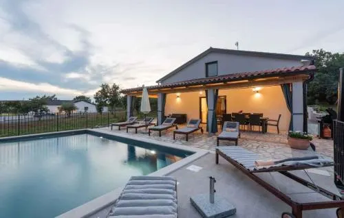 Holiday Home In Buje - Buje Region 43026 - Image 1