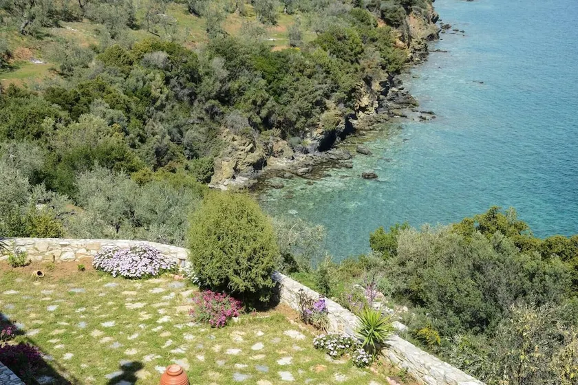 Athena Charming apt with stunning view - Image 1