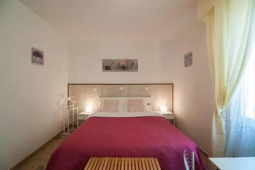 216 Venice - Image 1
