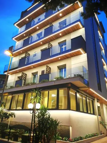 Cavalli Hotel - Image 1