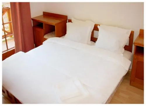 Hotel Sunshine Balatonlelle - Image 1