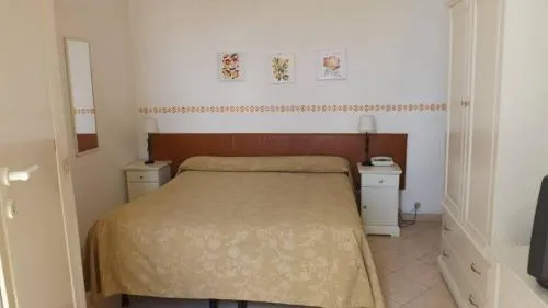Hotel Azzurro - Image 1