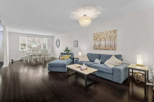 Beautiful & Cozy DT Home With PingPong Table - Image 1