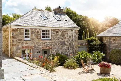 Moon Cottage - Image 1