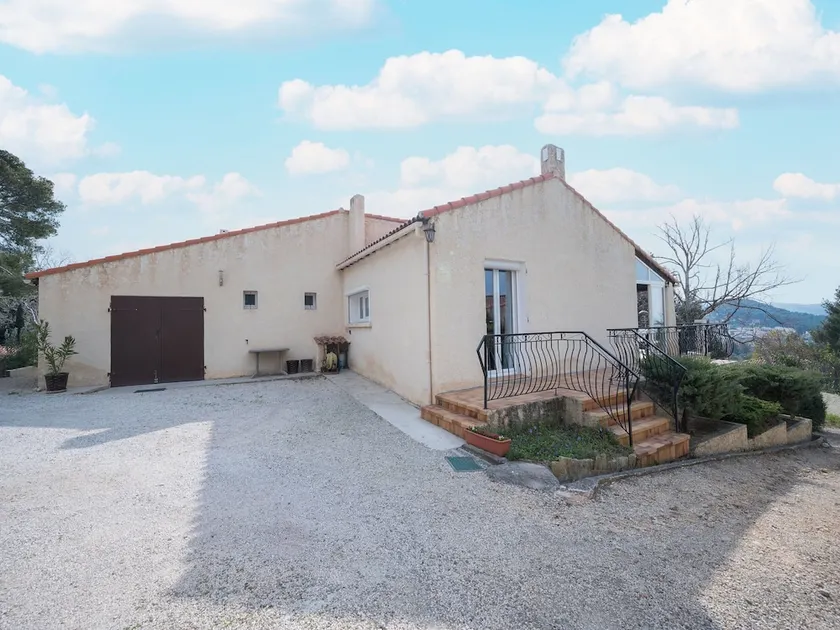 Well equipped Village House Near Beaches - Image 1