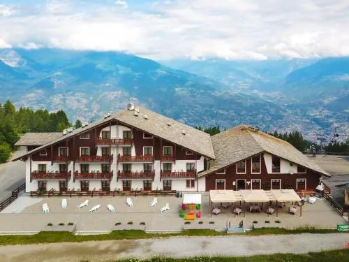 Hotel Etoile de Neige - Image 1