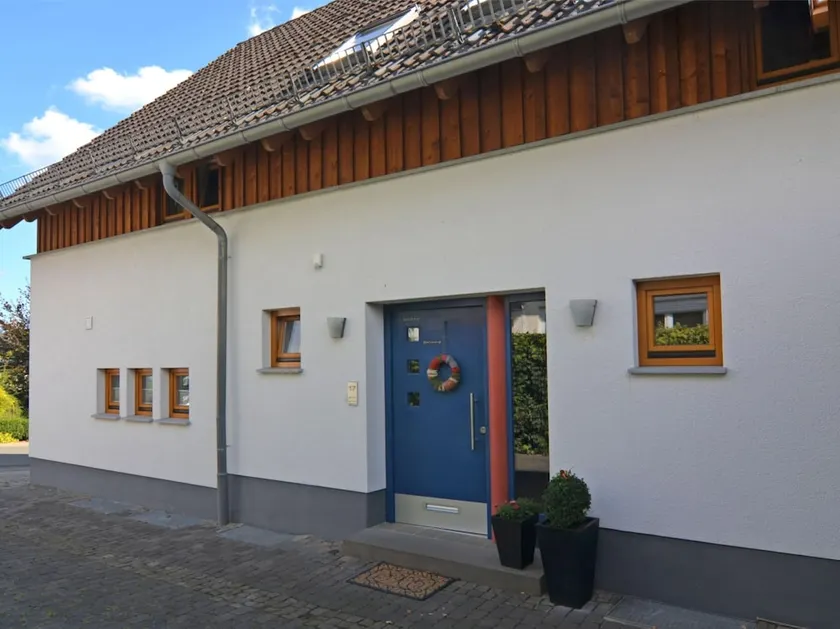 Luxurious Apartment in Eslohe With Private Terrace - Image 1