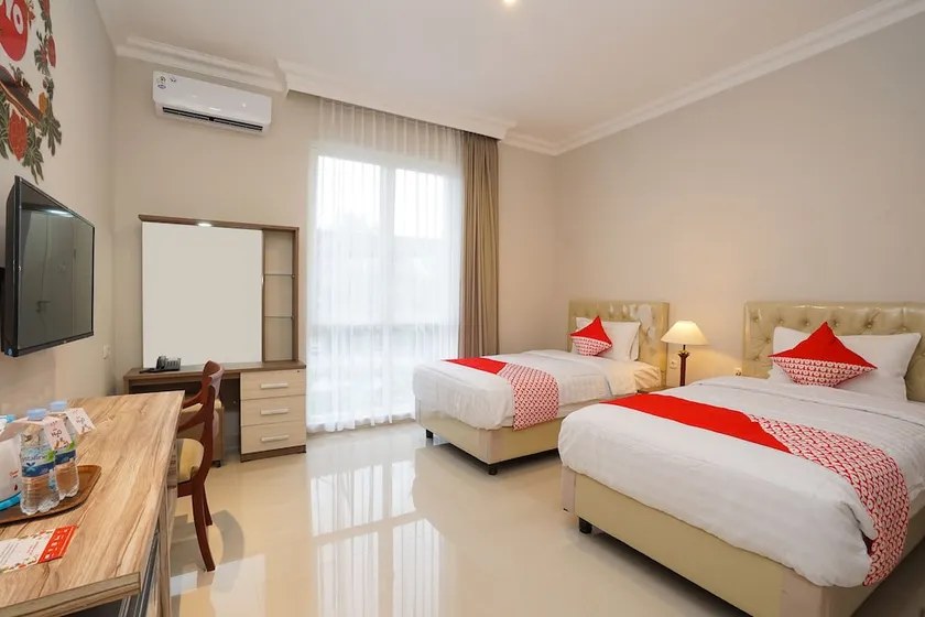 Raka Residence Syariah By OYO Rooms - Image 1