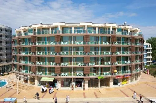 Briz - Seabreeze Hotel - Image 1