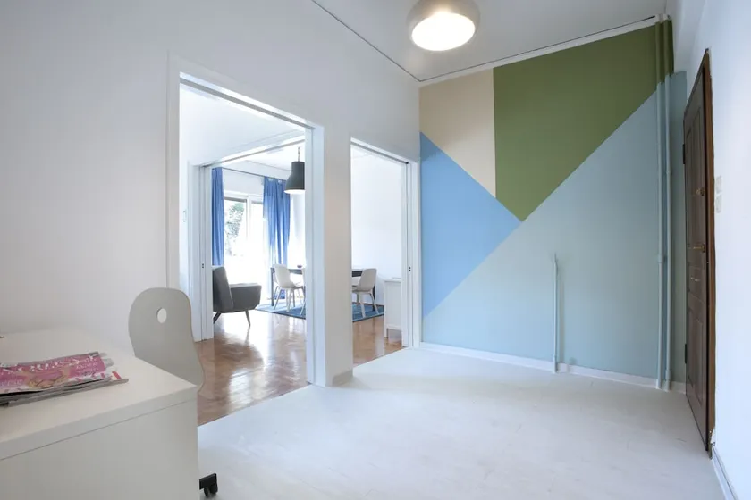 Palaio Faliro, A Bright and Spacious apartment - Image 1