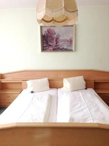 Hotel Garni - Image 1