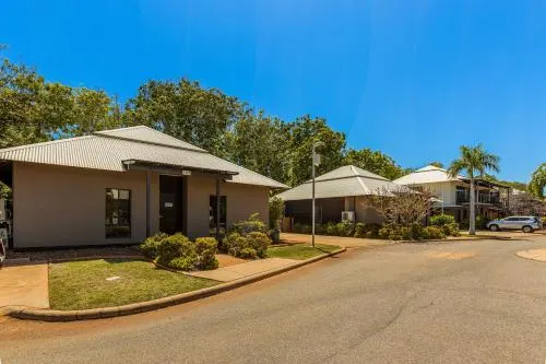 Broome Apartments - Image 1