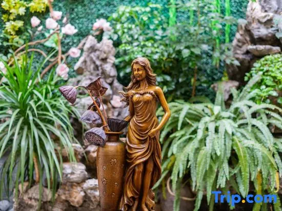 Jiangnan Mingyue Riverside Resort B&B (Chuxiong Yi Ancient Town Scenic Area Branch) - Image 1
