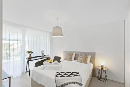 Olympia Homes beautifully furnished flats - Image 1