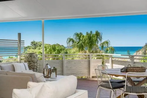 A Perfect Stay - Boardroom At Wategos - Image 1