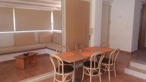 Politeia Houses - Image 1