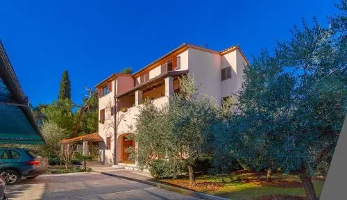Apartments Valbandon - Image 1