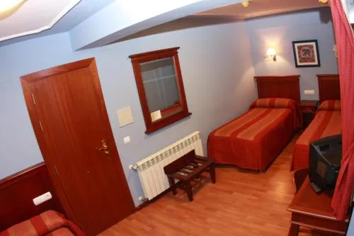 Hostal Torres - Image 1