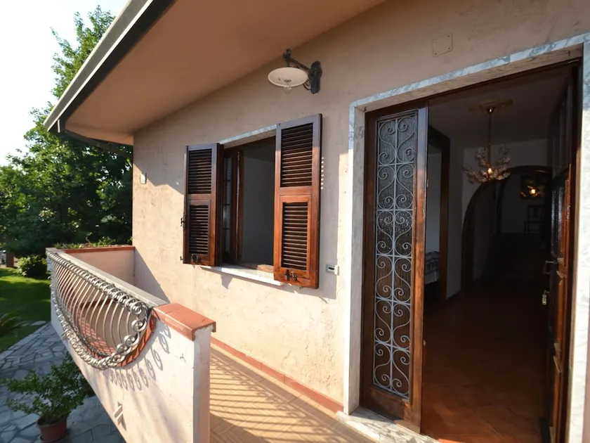 Lovely Holiday Home in Marina di Massa With Private Garden - Image 1