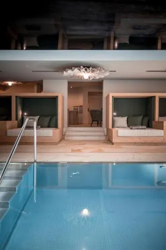 Dolomit Family Resort Alpenhof - Image 1