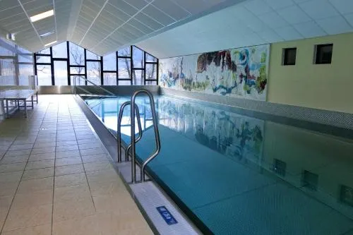ADRIAN Seeblick Appartement Hänsel u Gretel am Ossiacher See mit direktem Seezugang Hallenbad Skiarena Gerlitzen - Image 1
