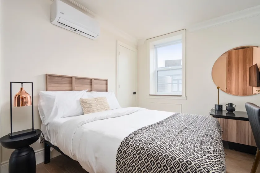 Opal Boutique Hotel - Image 1