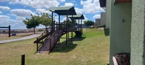 Excelente flat térreo condomínio villa monte castelo - Image 1