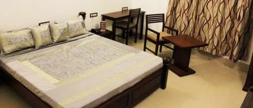 Hotel Mayur - Image 1