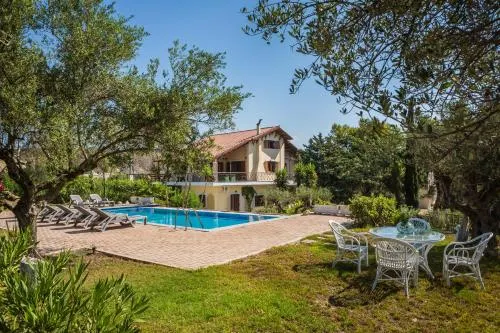 Glavina Studios & Apartments - Image 1