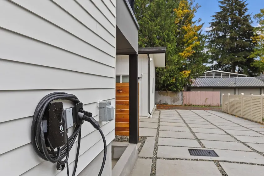 Modern 2-Bedroom Retreat in Seattle - Image 1