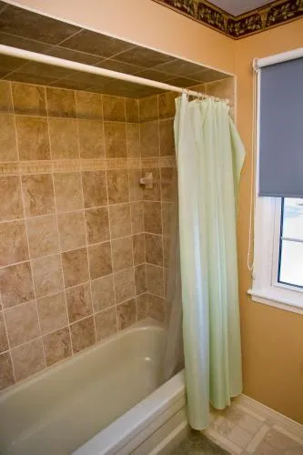 Heath Haven Bed & Breakfast - Image 1