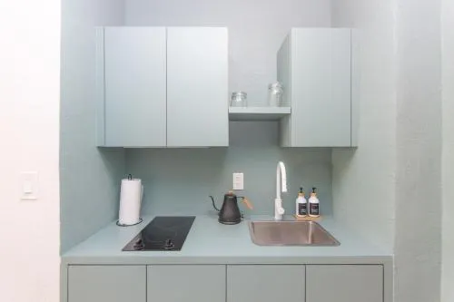 Stylish One Bedroom Apartment In El Portal #4 - Image 1